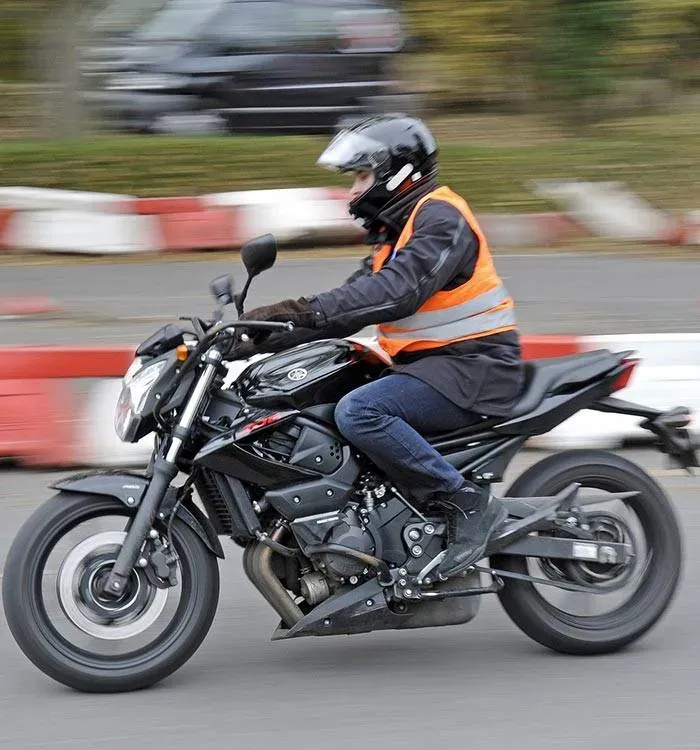 Code de la route moto près de Metz